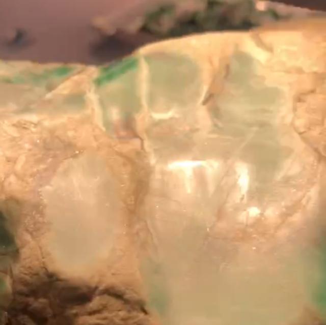 翡翠和玉的区别讲解翡翠知识大全下载-第8张图片-翡翠网 翡翠和玉的区别讲解翡翠知识大全下载-第8张图片-翡翠网