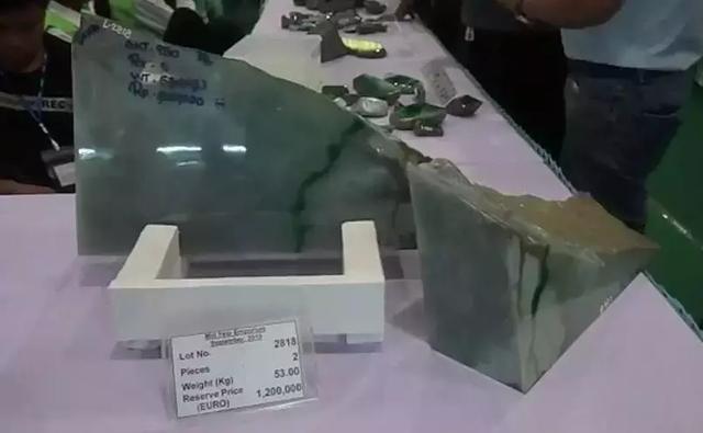 缅甸玉a货一般在多少钱缅甸翡翠的最新价格-第8张图片-翡翠网 缅甸玉a货一般在多少钱缅甸翡翠的最新价格-第8张图片-翡翠网