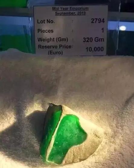 缅甸玉a货一般在多少钱缅甸翡翠的最新价格-第11张图片-翡翠网 缅甸玉a货一般在多少钱缅甸翡翠的最新价格-第11张图片-翡翠网