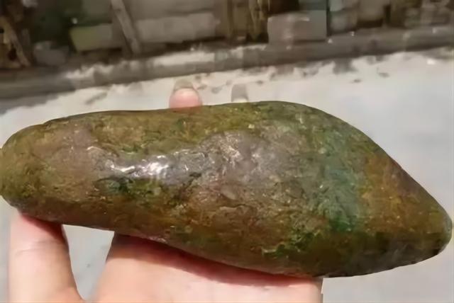 翡翠知识竞赛排版,科普知识竞赛-第14张图片-翡翠网 翡翠知识竞赛排版,科普知识竞赛-第14张图片-翡翠网