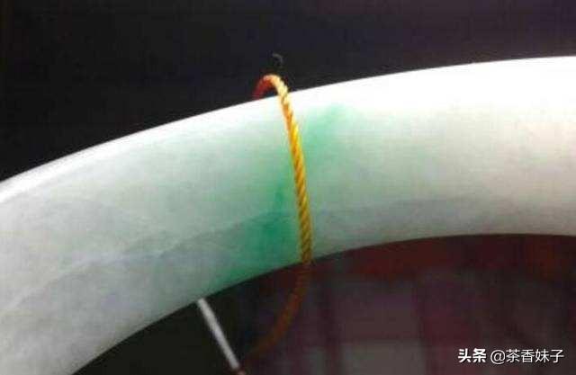 保护翡翠手镯不磕碰翡翠怕撞击吗-第4张图片-翡翠网 保护翡翠手镯不磕碰翡翠怕撞击吗-第4张图片-翡翠网