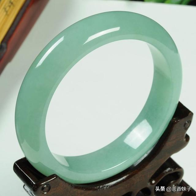 保护翡翠手镯不磕碰翡翠怕撞击吗-第8张图片-翡翠网 保护翡翠手镯不磕碰翡翠怕撞击吗-第8张图片-翡翠网