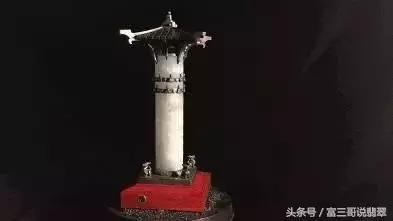 翡翠原石技巧,翡翠原石照明-第4张图片-翡翠网 翡翠原石技巧,翡翠原石照明-第4张图片-翡翠网