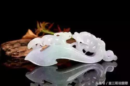 翡翠原石技巧,翡翠原石照明-第10张图片-翡翠网 翡翠原石技巧,翡翠原石照明-第10张图片-翡翠网