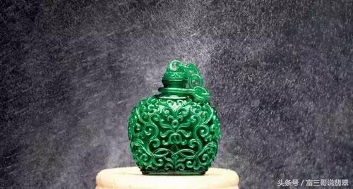 翡翠原石技巧,翡翠原石照明-第11张图片-翡翠网 翡翠原石技巧,翡翠原石照明-第11张图片-翡翠网