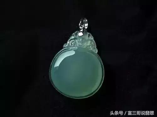 翡翠原石技巧,翡翠原石照明-第12张图片-翡翠网 翡翠原石技巧,翡翠原石照明-第12张图片-翡翠网