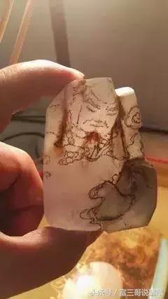 翡翠原石技巧,翡翠原石照明-第14张图片-翡翠网 翡翠原石技巧,翡翠原石照明-第14张图片-翡翠网