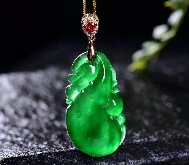 翡翠真实价格翡翠的种类及价格-第2张图片-翡翠网 翡翠真实价格翡翠的种类及价格-第2张图片-翡翠网