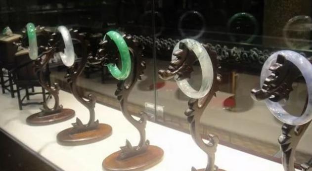 翡翠主播怎么应对冷场,翡翠直播的知识-第5张图片-翡翠网 翡翠主播怎么应对冷场,翡翠直播的知识-第5张图片-翡翠网