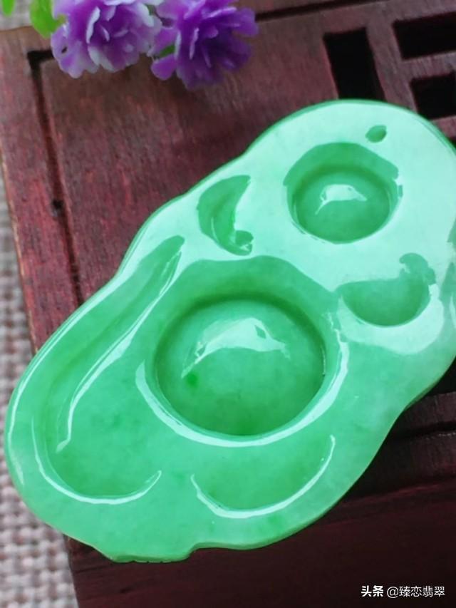 满绿翡翠图片大全价格,满绿冰种翡翠-第3张图片-翡翠网 满绿翡翠图片大全价格,满绿冰种翡翠-第3张图片-翡翠网