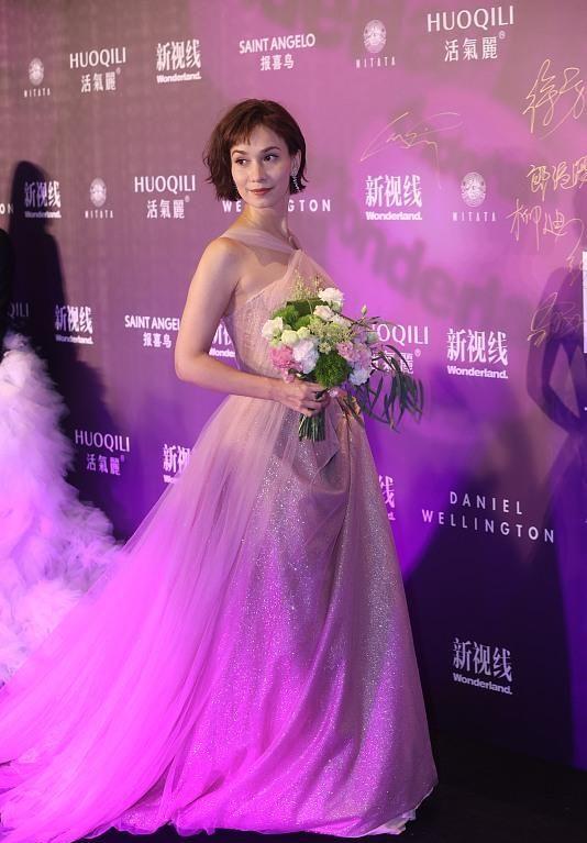 春晚6000万项链,董洁春晚翡翠知识-第5张图片-翡翠网 春晚6000万项链,董洁春晚翡翠知识-第5张图片-翡翠网