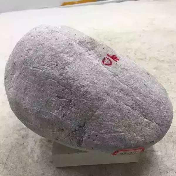 翡翠堆手镯视频手镯怎么带进去视频-第1张图片-翡翠网