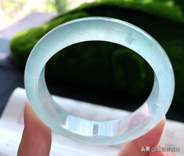 在家用什么盘玩翡翠好翡翠手镯用盘吗-第3张图片-翡翠网 在家用什么盘玩翡翠好翡翠手镯用盘吗-第3张图片-翡翠网