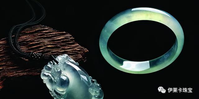 飘花翡翠吊牌价格表飘花翡翠手镯-第1张图片-翡翠网 飘花翡翠吊牌价格表飘花翡翠手镯-第1张图片-翡翠网