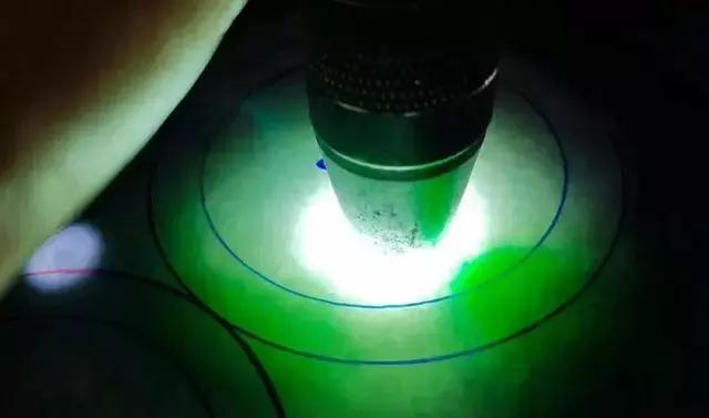 翡翠毛料原石翡翠20公斤原石-第4张图片-翡翠网 翡翠毛料原石翡翠20公斤原石-第4张图片-翡翠网