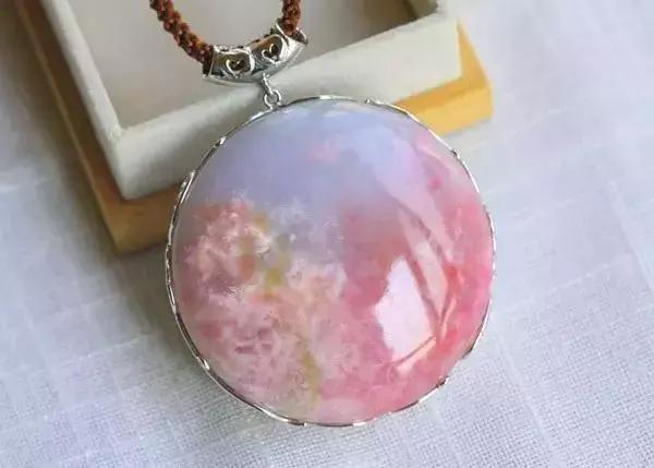 舒俱来有收藏价值吗舒俱来拼翡翠手镯-第6张图片-翡翠网 舒俱来有收藏价值吗舒俱来拼翡翠手镯-第6张图片-翡翠网