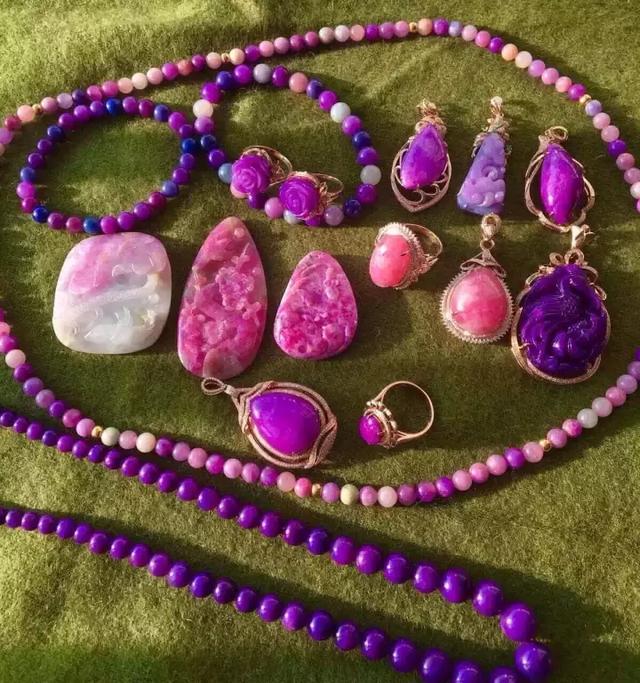 舒俱来有收藏价值吗舒俱来拼翡翠手镯-第10张图片-翡翠网 舒俱来有收藏价值吗舒俱来拼翡翠手镯-第10张图片-翡翠网