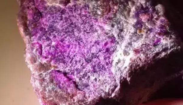 舒俱来有收藏价值吗舒俱来拼翡翠手镯-第15张图片-翡翠网 舒俱来有收藏价值吗舒俱来拼翡翠手镯-第15张图片-翡翠网