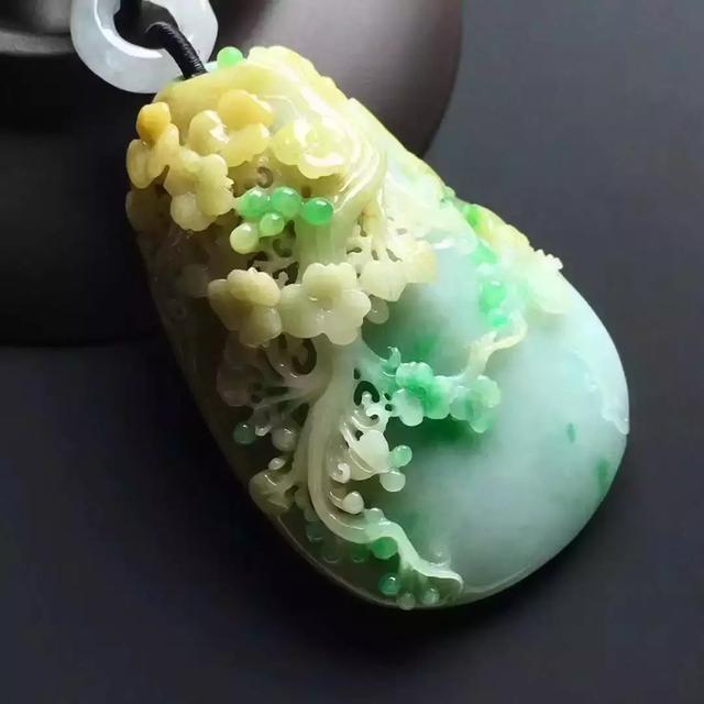 中缅翡翠价格中缅友好关系-第7张图片-翡翠网 中缅翡翠价格中缅友好关系-第7张图片-翡翠网