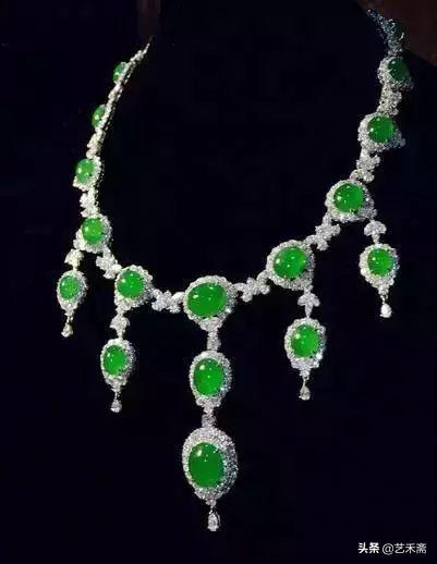 苏富比翡翠拍卖图片历年翡翠拍卖价格-第25张图片-翡翠网 苏富比翡翠拍卖图片历年翡翠拍卖价格-第25张图片-翡翠网