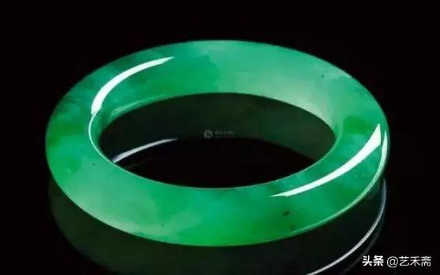 苏富比翡翠拍卖图片历年翡翠拍卖价格-第34张图片-翡翠网 苏富比翡翠拍卖图片历年翡翠拍卖价格-第34张图片-翡翠网