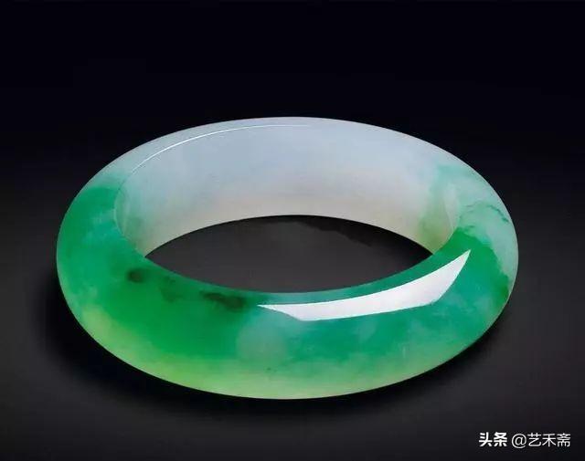 苏富比翡翠拍卖图片历年翡翠拍卖价格-第46张图片-翡翠网 苏富比翡翠拍卖图片历年翡翠拍卖价格-第46张图片-翡翠网