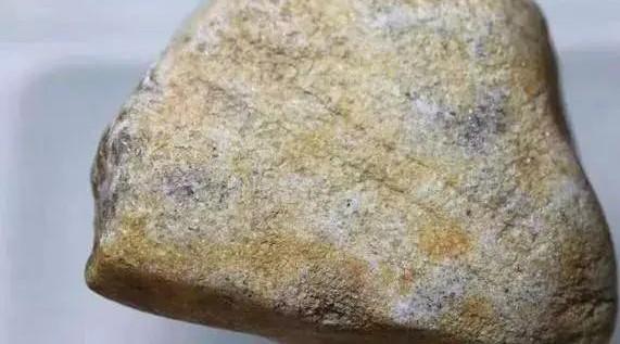 嗯帮我找一下翡翠原石八个场口小孩找翡翠原石-第3张图片-翡翠网 嗯帮我找一下翡翠原石八个场口小孩找翡翠原石-第3张图片-翡翠网