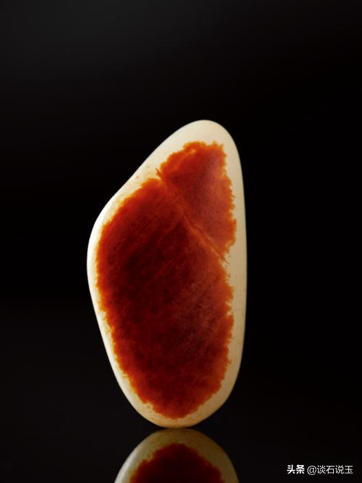 红皮翡翠原石价格,红皮会卡翡翠原石的特点-第2张图片-翡翠网