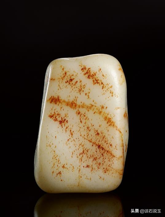 红皮翡翠原石价格,红皮会卡翡翠原石的特点-第5张图片-翡翠网 红皮翡翠原石价格,红皮会卡翡翠原石的特点-第5张图片-翡翠网