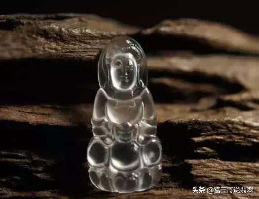 翡翠手镯怎么挑,翡翠手镯芙蓉底是什么意思-第1张图片-翡翠网 翡翠手镯怎么挑,翡翠手镯芙蓉底是什么意思-第1张图片-翡翠网