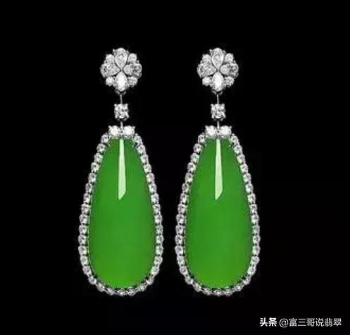 翡翠手镯怎么挑,翡翠手镯芙蓉底是什么意思-第4张图片-翡翠网 翡翠手镯怎么挑,翡翠手镯芙蓉底是什么意思-第4张图片-翡翠网