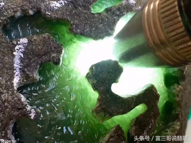 翡翠原石摄影图片,摄影图片风景-第20张图片-翡翠网 翡翠原石摄影图片,摄影图片风景-第20张图片-翡翠网