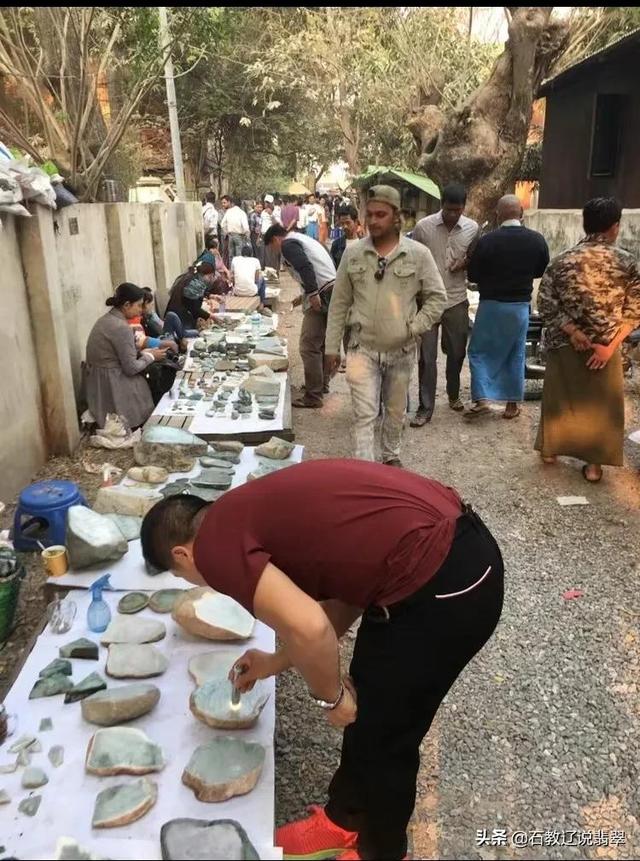 北京丰台翡翠墅价格北京的翡翠的价格-第8张图片-翡翠网 北京丰台翡翠墅价格北京的翡翠的价格-第8张图片-翡翠网