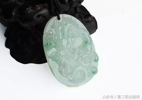 玻璃种翡翠知识讲解,翡翠的十大基本知识-第8张图片-翡翠网 玻璃种翡翠知识讲解,翡翠的十大基本知识-第8张图片-翡翠网