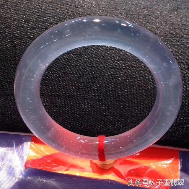 刘姐翡翠手镯,a货翡翠手镯-第9张图片-翡翠网 刘姐翡翠手镯,a货翡翠手镯-第9张图片-翡翠网