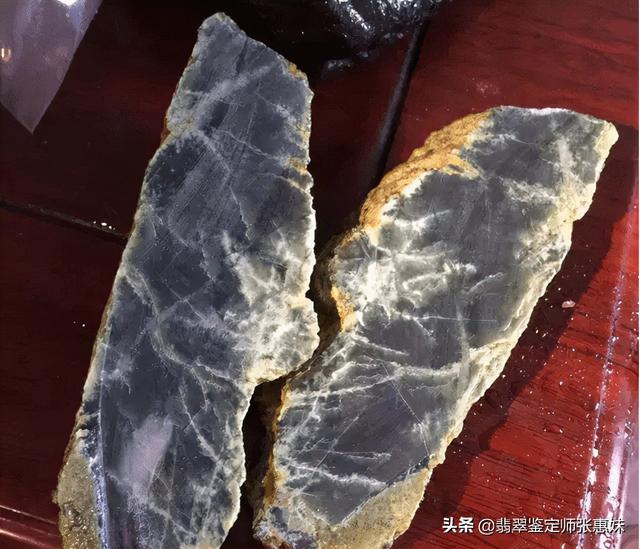 翡翠原石马牙福建翡翠黑癣翠原石-第8张图片-翡翠网 翡翠原石马牙福建翡翠黑癣翠原石-第8张图片-翡翠网