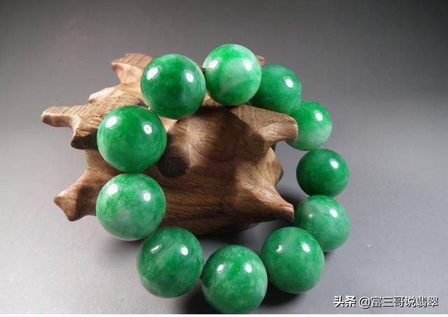 告诉你什么是细糯种翡翠!,糯种翡翠手链价格-第1张图片-翡翠网