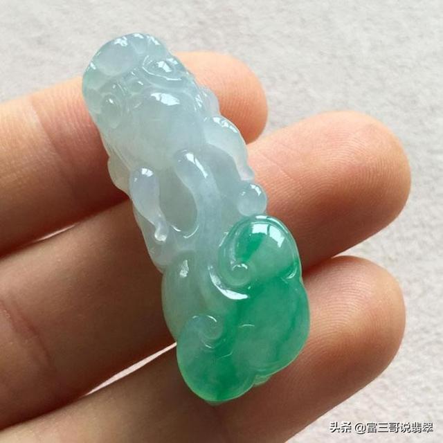 翡翠知识入门完整版,翡翠知识见解-第3张图片-翡翠网 翡翠知识入门完整版,翡翠知识见解-第3张图片-翡翠网