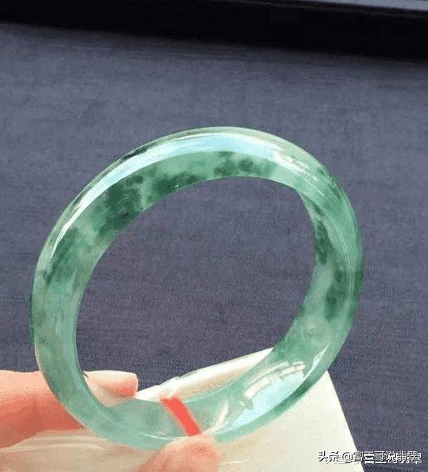 翡翠知识入门完整版,翡翠知识见解-第14张图片-翡翠网 翡翠知识入门完整版,翡翠知识见解-第14张图片-翡翠网