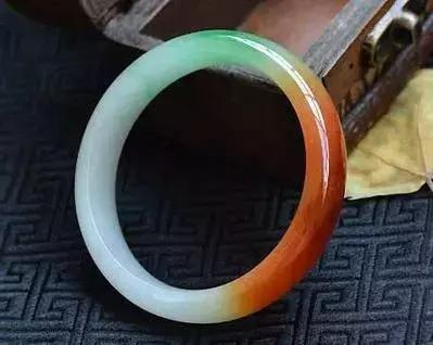 祖母绿翡翠原石价格,翡翠原石哪里买-第26张图片-翡翠网 祖母绿翡翠原石价格,翡翠原石哪里买-第26张图片-翡翠网