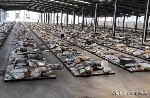 种老的翡翠有什么好,对庄翡翠专业12个小知识-第3张图片-翡翠网 种老的翡翠有什么好,对庄翡翠专业12个小知识-第3张图片-翡翠网