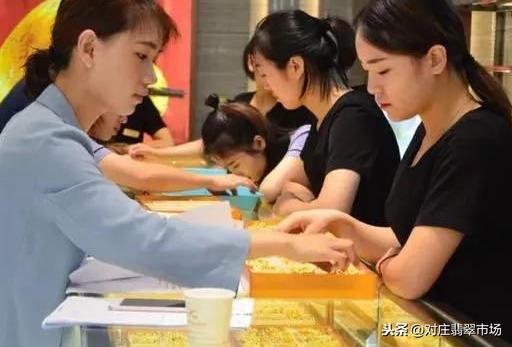 种老的翡翠有什么好,对庄翡翠专业12个小知识-第15张图片-翡翠网 种老的翡翠有什么好,对庄翡翠专业12个小知识-第15张图片-翡翠网