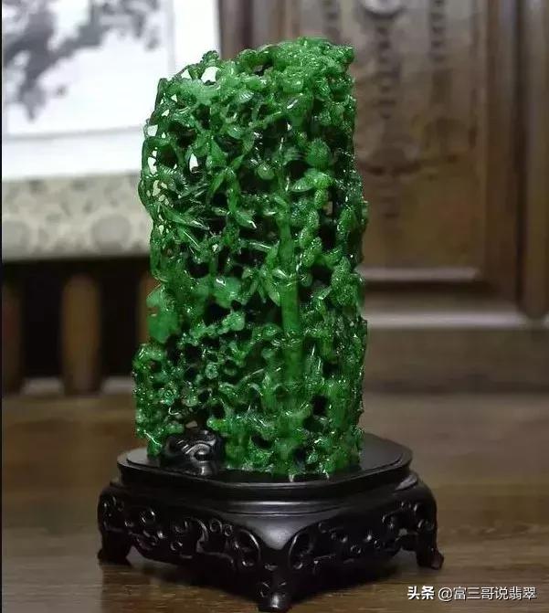 重庆翡翠原石切涨翡翠原石切涨50万-第8张图片-翡翠网 重庆翡翠原石切涨翡翠原石切涨50万-第8张图片-翡翠网