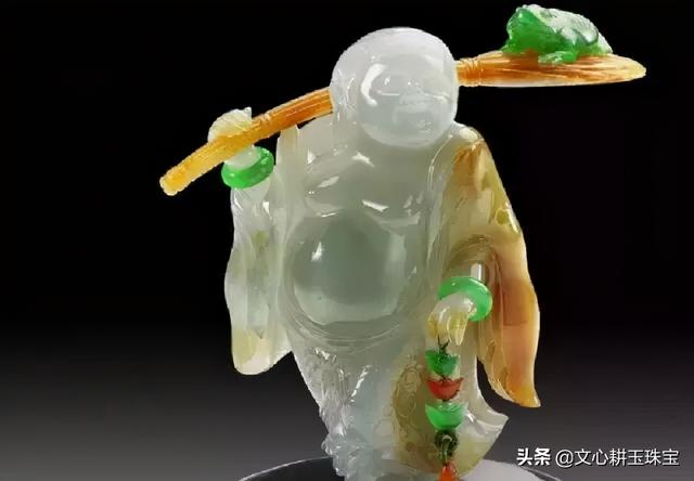 翡翠佛手镯配饰无底洞配饰和手镯选择-第2张图片-翡翠网 翡翠佛手镯配饰无底洞配饰和手镯选择-第2张图片-翡翠网