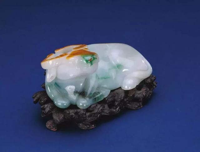 出土清代翡翠翎管清代朝珠翡翠佛珠图片及价格-第14张图片-翡翠网 出土清代翡翠翎管清代朝珠翡翠佛珠图片及价格-第14张图片-翡翠网