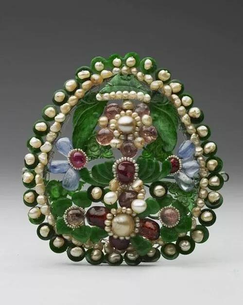 翡翠原奇石,翡翠原石有几种-第8张图片-翡翠网 翡翠原奇石,翡翠原石有几种-第8张图片-翡翠网