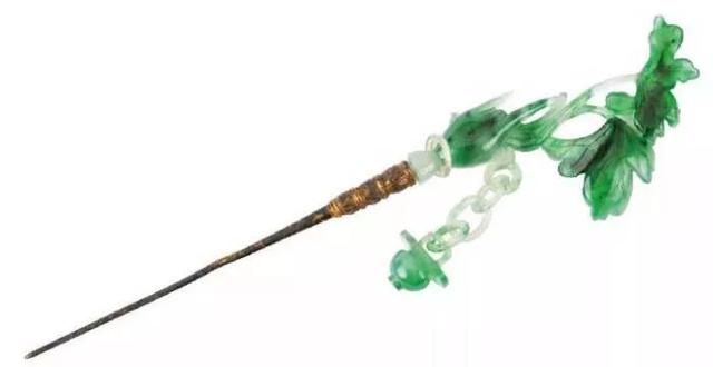 翡翠原奇石,翡翠原石有几种-第9张图片-翡翠网 翡翠原奇石,翡翠原石有几种-第9张图片-翡翠网