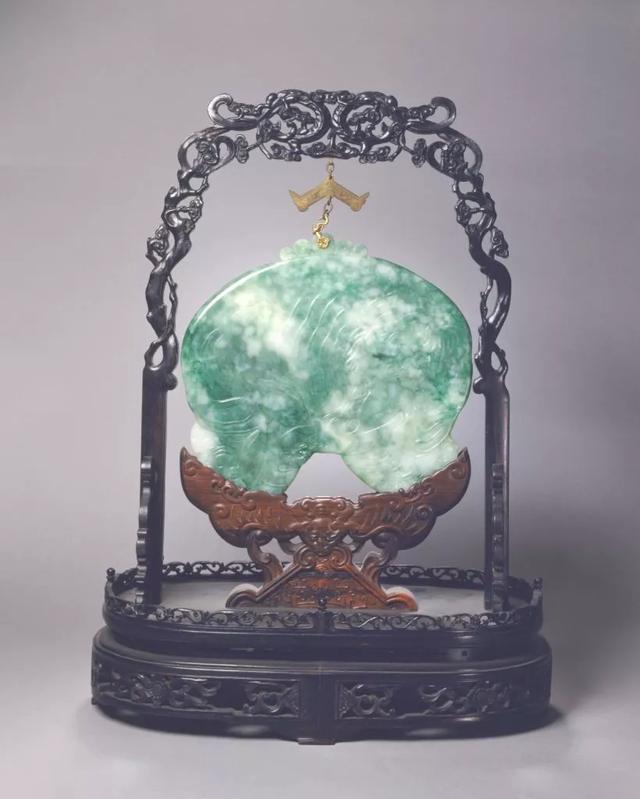 翡翠原奇石,翡翠原石有几种-第15张图片-翡翠网 翡翠原奇石,翡翠原石有几种-第15张图片-翡翠网