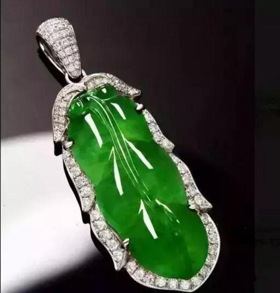 绿色玻璃种翡翠手镯价格,坑玻璃种翡翠-第17张图片-翡翠网 绿色玻璃种翡翠手镯价格,坑玻璃种翡翠-第17张图片-翡翠网