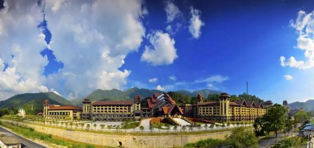 南雄翡翠原石吧翡翠原石的价位-第6张图片-翡翠网 南雄翡翠原石吧翡翠原石的价位-第6张图片-翡翠网